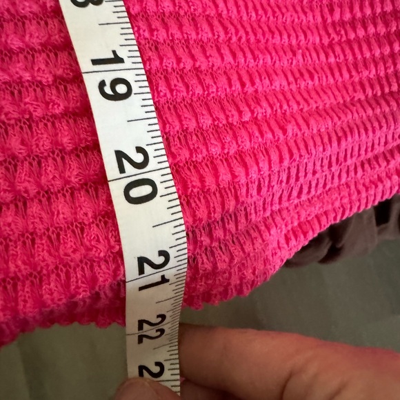 NWT - Picture 3 of 4